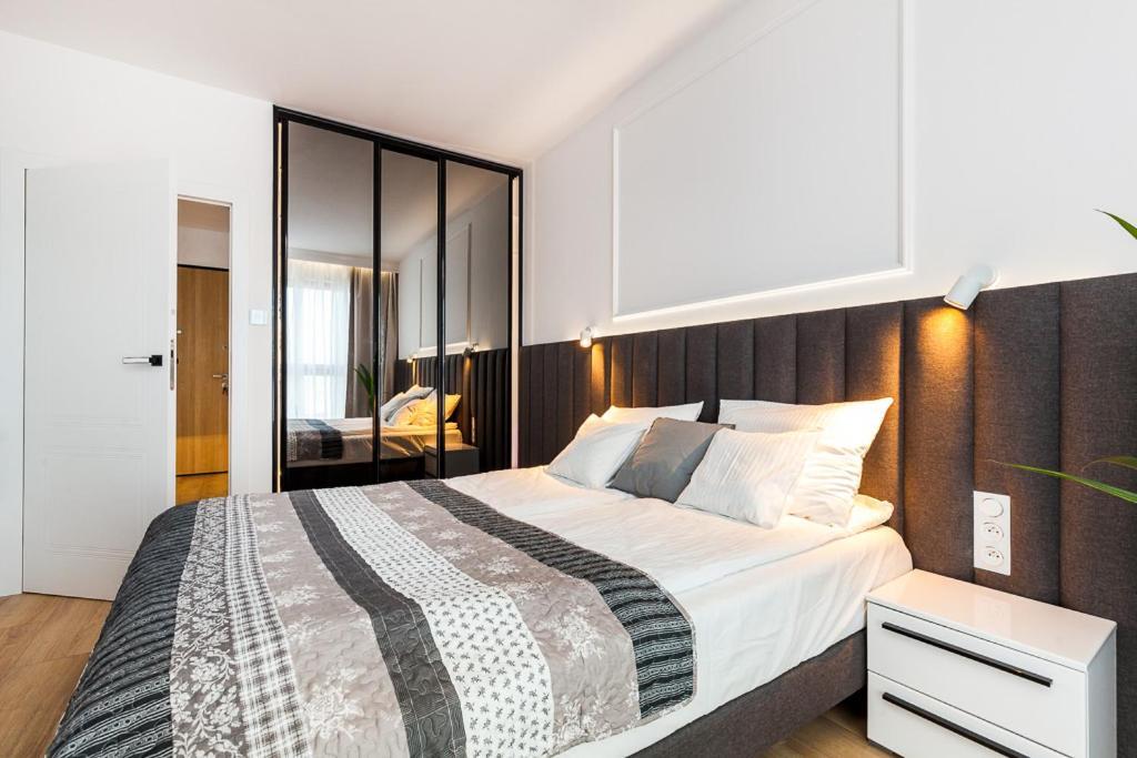 "Nowy Apartament" Sypialnia , Garaz, 1500 M Od Morza, Netflix Гданьск Экстерьер фото